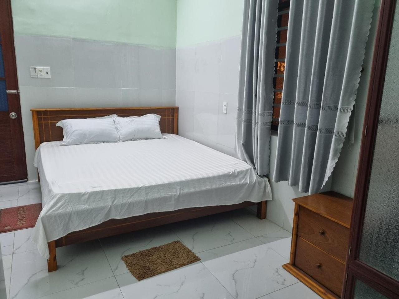 Khach San Ngoc Quynh Hotell La Gi Eksteriør bilde