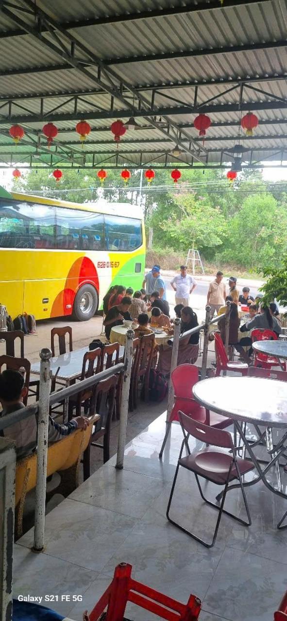 Khach San Ngoc Quynh Hotell La Gi Eksteriør bilde